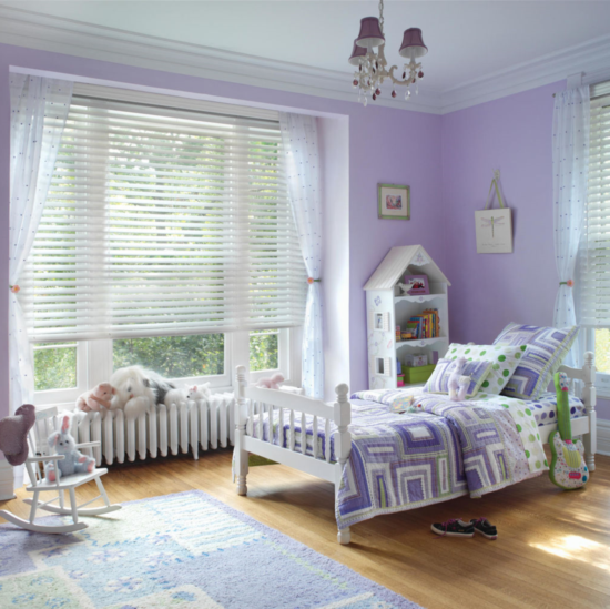 Горизонтальные жалюзи в детскую комнату